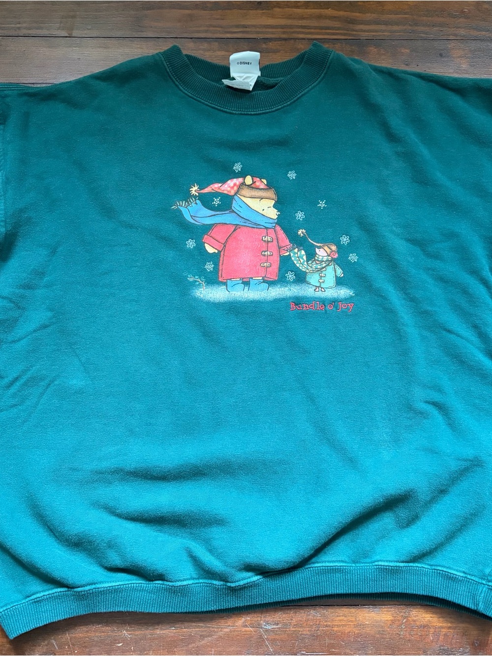 Vintage Disney Store Winnie the Pooh “Bundle O’ Joy” Crewneck Sweatshirt Green - Picture 6 of 7